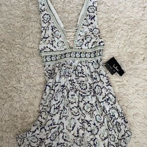 Lulu’s blue flowery patterned dress